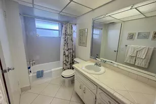 2800 NW 47th Terrace, Lauderdale Lakes, FL 33313 - Photo 11