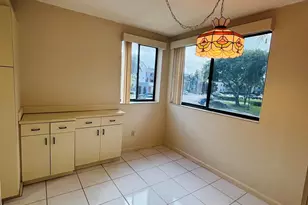10526 E Clairmont Cir, Tamarac, FL 33321 - Photo 7