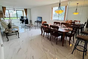 10526 E Clairmont Cir, Tamarac, FL 33321 - Photo 17