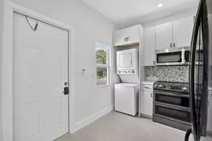 621 NW 3rd Ave, Pompano Beach, FL 33060 - Photo 3