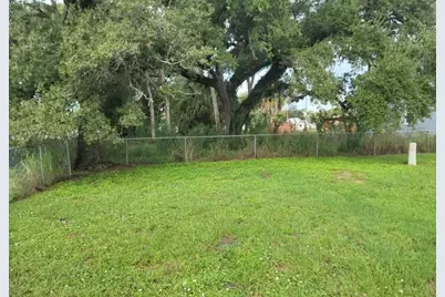 803 Avenue B, Fort Pierce, FL 34950 - Photo 17