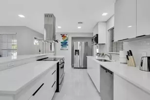 3218 SE 11th St, Pompano Beach, FL 33062 - Photo 5