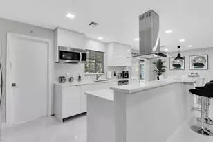 3218 SE 11th St, Pompano Beach, FL 33062 - Photo 21