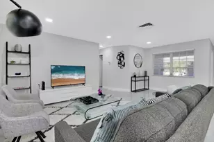 3218 SE 11th St, Pompano Beach, FL 33062 - Photo 13