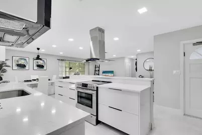 3218 SE 11th Street #A, Pompano Beach, FL 33062 - Photo 3
