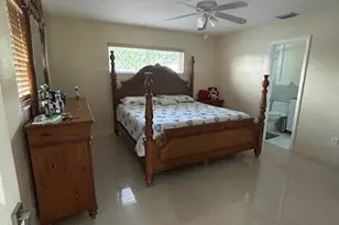 8555 NW 175th St, Hialeah, FL 33015 - Photo 7