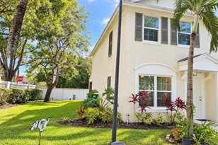 4900 SW 31st Terrace, Fort Lauderdale, FL 33312 - Photo 3