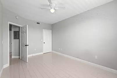 2060 Greenview Shores Boulevard #322, Wellington, FL 33414 - Photo 11