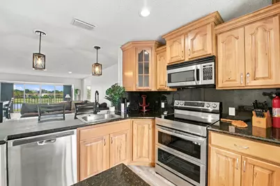 4545 Luxemburg Court #303, Lake Worth, FL 33467 - Photo 9