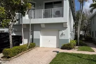 3013 Laurel Ridge Cir, Riviera Beach, FL 33404 - Photo 1