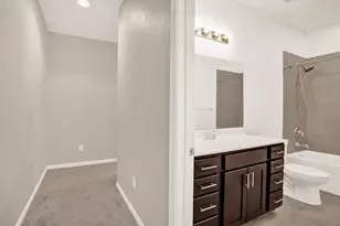4208 N Dixie Hwy, Oakland Park, FL 33334 - Photo 27