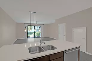 4208 N Dixie Hwy, Oakland Park, FL 33334 - Photo 9