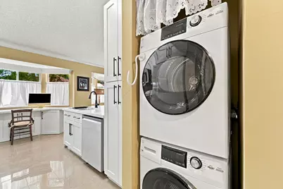 9314 NW 9th Place #9314, Plantation, FL 33324 - Photo 15