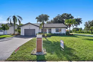 10424 NW 70th Ct, Tamarac, FL 33321 - Photo 3