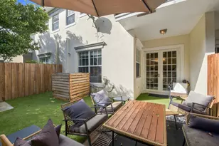 1752 NE 12th St, Fort Lauderdale, FL 33304 - Photo 27