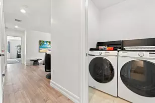 1752 NE 12th St, Fort Lauderdale, FL 33304 - Photo 21
