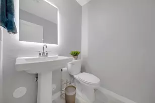545 NW 17th St, Fort Lauderdale, FL 33311 - Photo 35