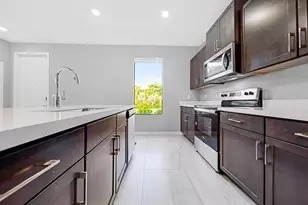 545 NW 17th St, Fort Lauderdale, FL 33311 - Photo 19