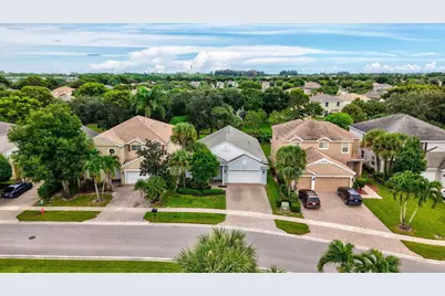 375 Berenger Walk, Royal Palm Beach, FL 33414 - Photo 27