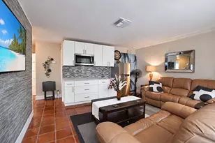 4261 NE 11th Terrace, Pompano Beach, FL 33064 - Photo 5