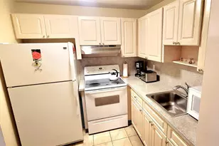 2901 NW 47th Terrace, Lauderdale Lakes, FL 33313 - Photo 9