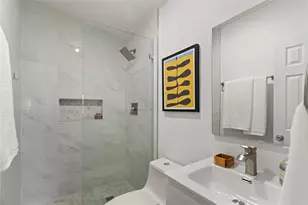 1736 NE 18th St, Fort Lauderdale, FL 33305 - Photo 33