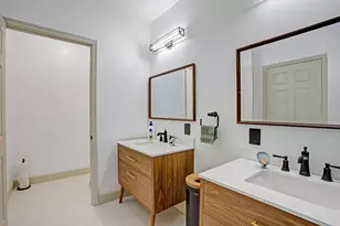 2100 Van Buren St, Hollywood, FL 33020 - Photo 17
