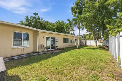 6100 Hayes Street, Hollywood, FL 33024 - Photo 21