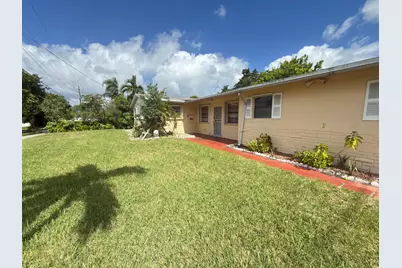 1600 NW 47th Avenue, Lauderhill, FL 33313 - Photo 13