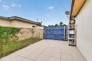 3621 SW 23rd St, Fort Lauderdale, FL 33312 - Photo 41