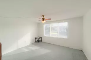 1080 Del Lago Cir, Sunrise, FL 33313 - Photo 5