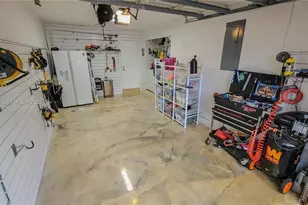 9894 NW 2nd Ct, Plantation, FL 33324 - Photo 37