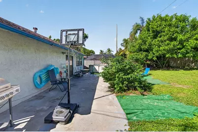 731 SW 1st Court, Boynton Beach, FL 33426 - Photo 35