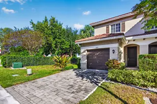305 NE 47th Pl, Deerfield Beach, FL 33064 - Photo 47