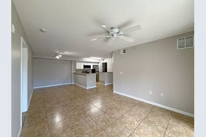 191 SW Palm Drive #103, Port Saint Lucie, FL 34986 - Photo 9