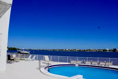 301 Croton Avenue #406, Lantana, FL 33462 - Photo 5
