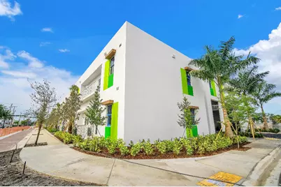 501 N Dixie Highway #108A, Hallandale Beach, FL 33009 - Photo 15