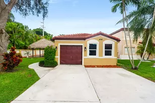4387 NW 1st Dr, Deerfield Beach, FL 33442 - Photo 1
