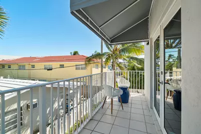 4218 Sea Grape Drive, Lauderdale by the Sea, FL 33308 - Photo 21