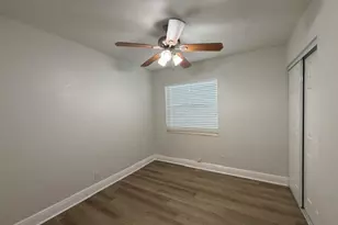 1531 SW 68th Ave, North Lauderdale, FL 33068 - Photo 11