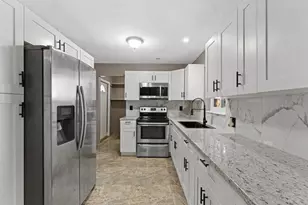7081 SW 30th St, Miramar, FL 33023 - Photo 11