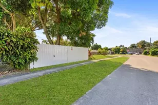 7081 SW 30th St, Miramar, FL 33023 - Photo 33
