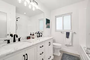2225 NE 15th Ct, Fort Lauderdale, FL 33304 - Photo 55