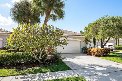 10649 Royal Caribbean Circle, Boynton Beach, FL 33437 - Photo 3