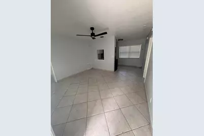 1022 NE 39th Street #2, Oakland Park, FL 33334 - Photo 3