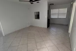 1022 NE 39th St, Oakland Park, FL 33334 - Photo 3