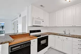 6469 Bay Club Dr, Fort Lauderdale, FL 33308 - Photo 7