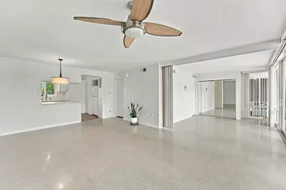 2725 NE 32nd Avenue #7, Fort Lauderdale, FL 33308 - Photo 3