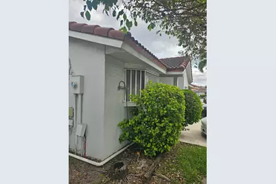 9919 NW 122nd Street, Hialeah Gardens, FL 33018 - Photo 3