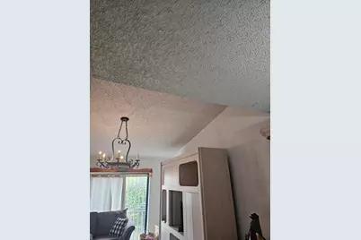 9919 NW 122nd Street, Hialeah Gardens, FL 33018 - Photo 11